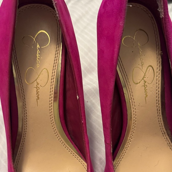 Jessica Simpson Fuchsia Heels - Picture 2 of 6